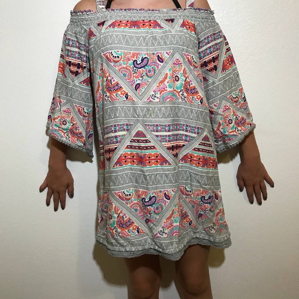 tucker and tate off shoulder dress